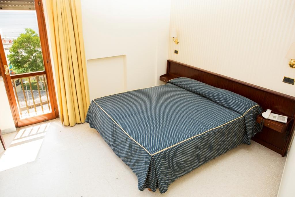 Hotel Sacco Bernalda Cameră foto